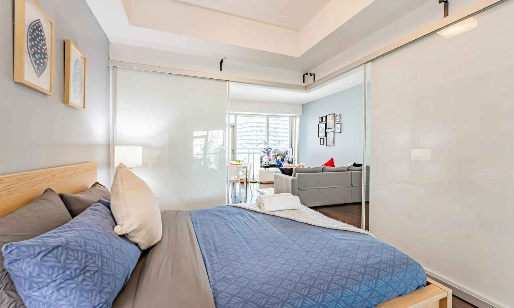 Hotel York Apartments Toronto