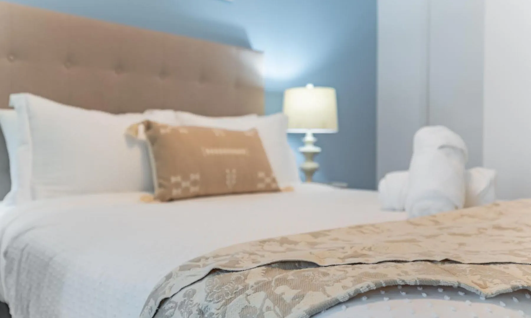 York Apartments Toronto Hotel