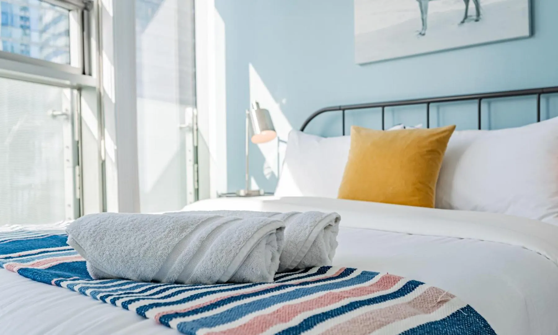 York Apartments Toronto Hotel